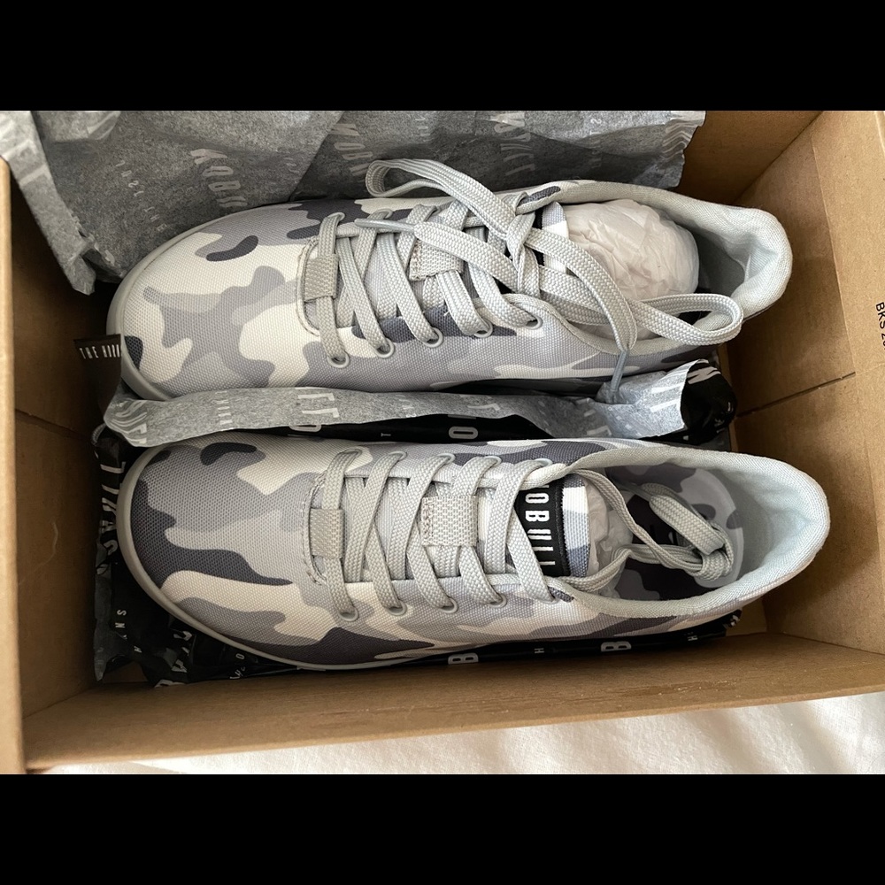Brand New in box NOBULL Trainers size 7